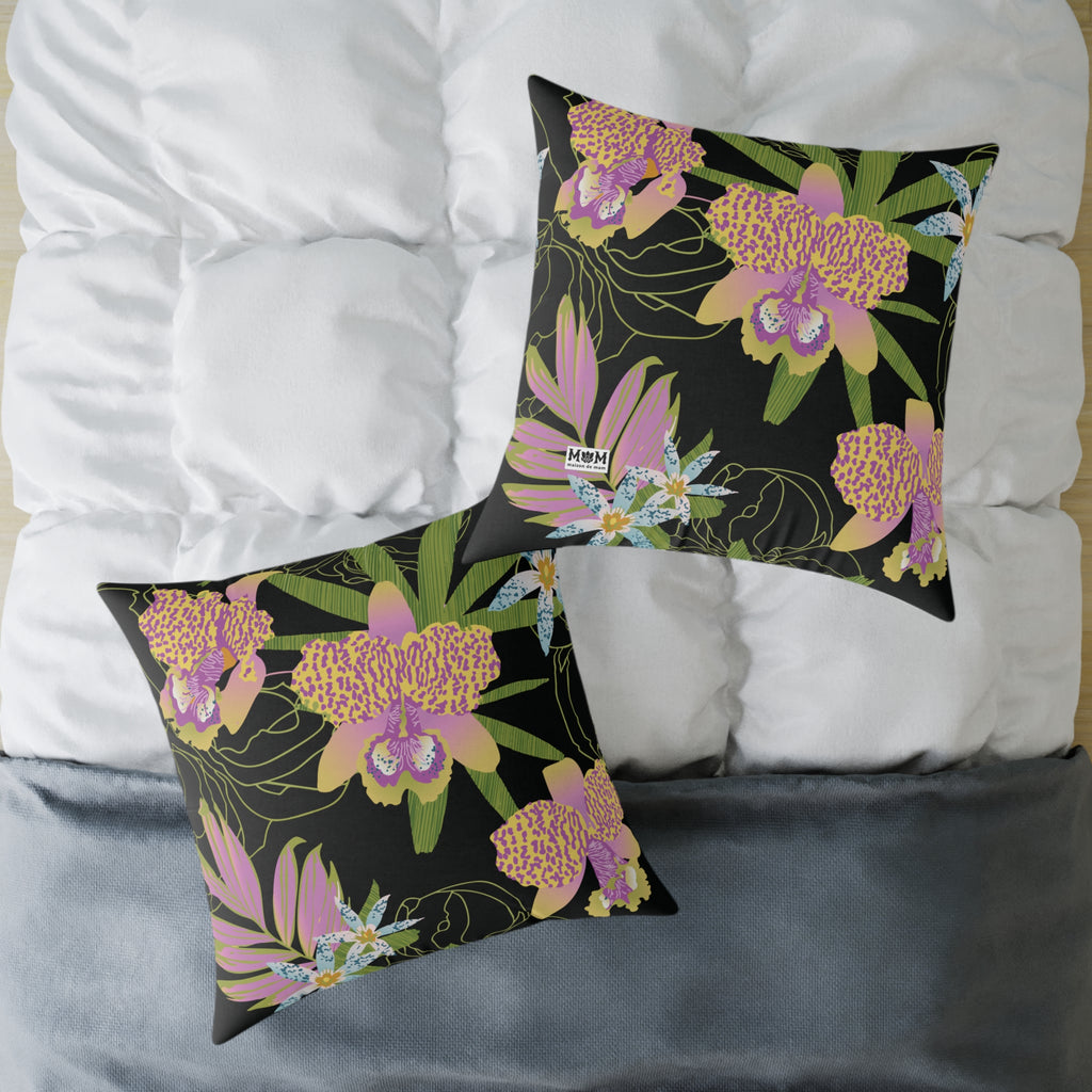 Lei Okika Living Room/Bed Room Pillow ~ Black
