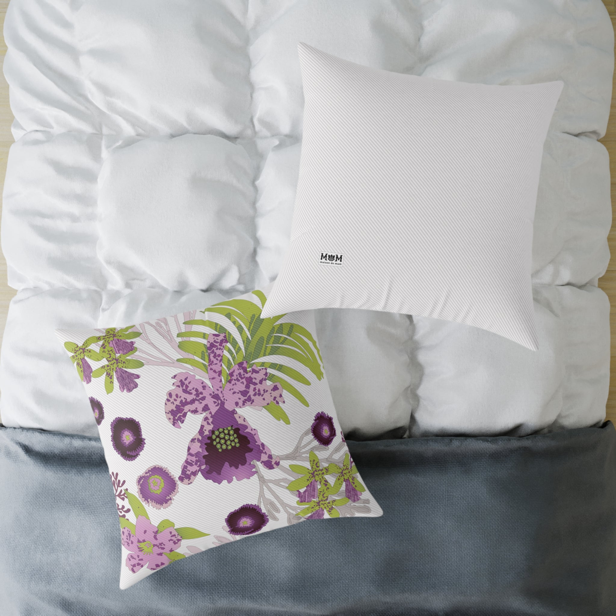 Orchidea Botanica Living Room/Bed Room Pillow