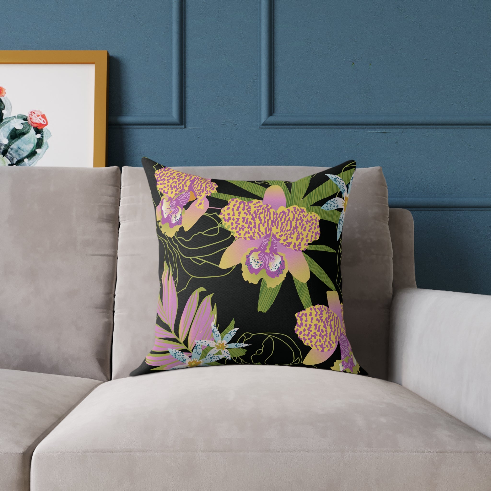 Lei Okika Living Room/Bed Room Pillow ~ Black