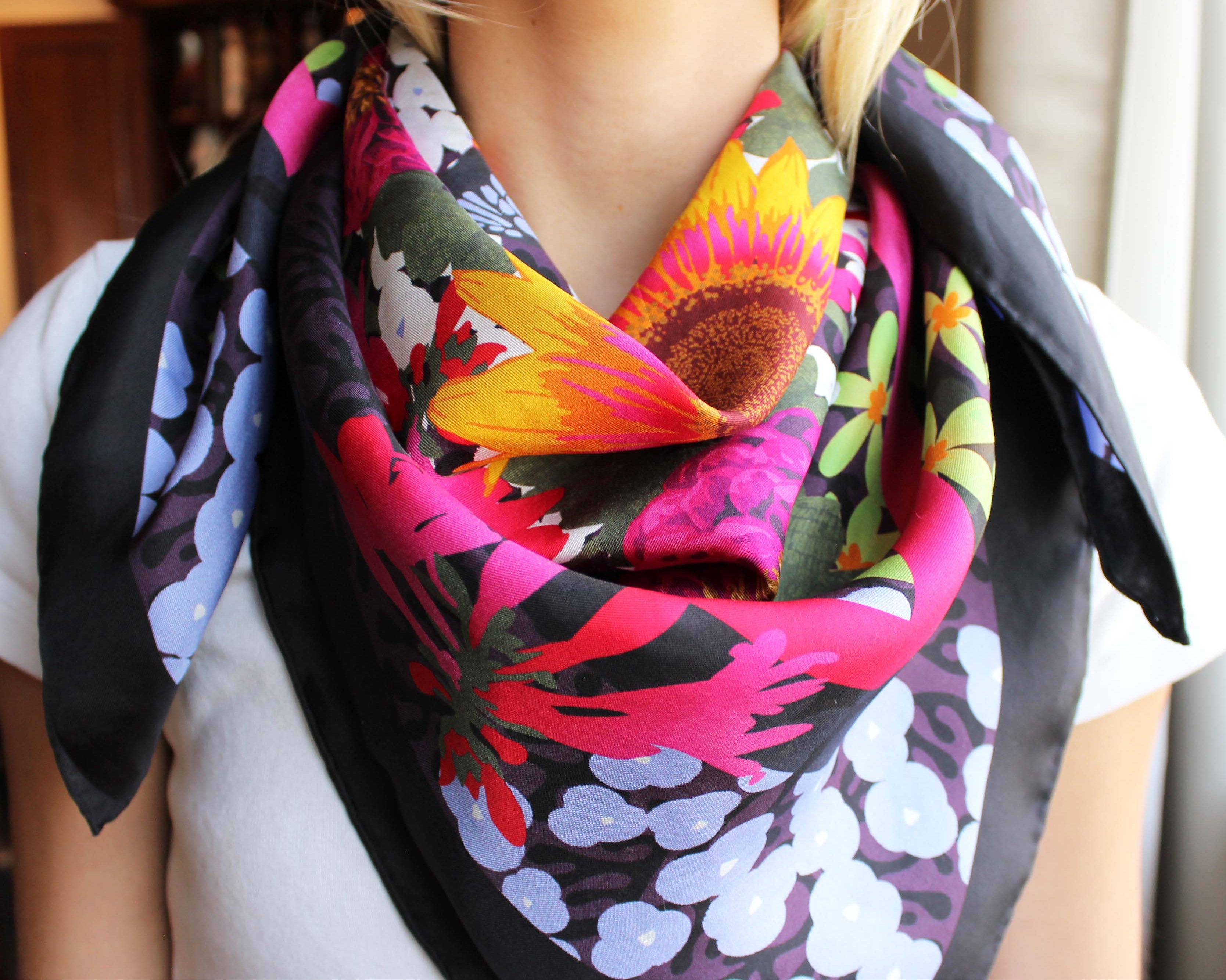 Jardin de Kaléidoscope Mulberry Silk Scarf