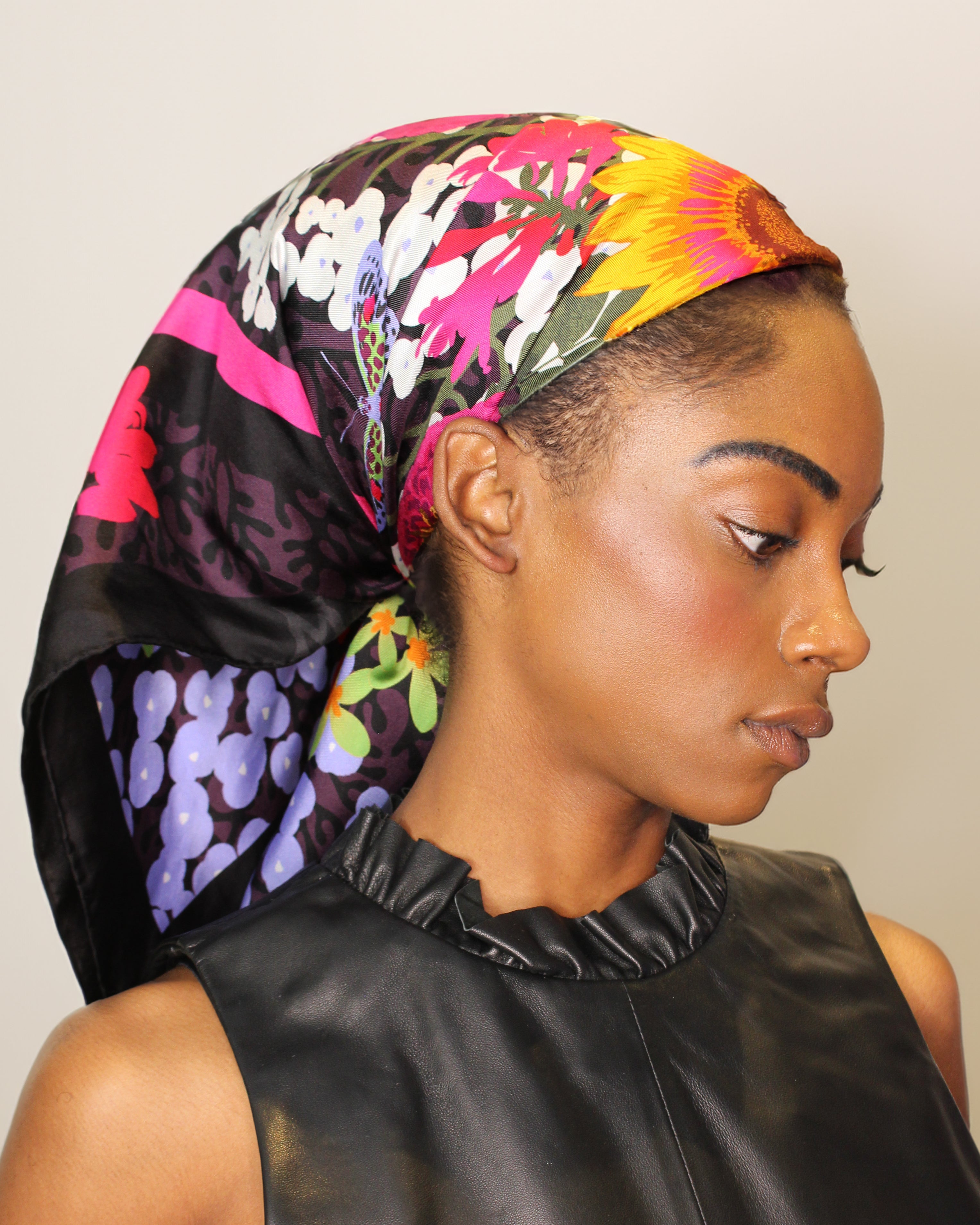 Jardin de Kaléidoscope Mulberry Silk Scarf